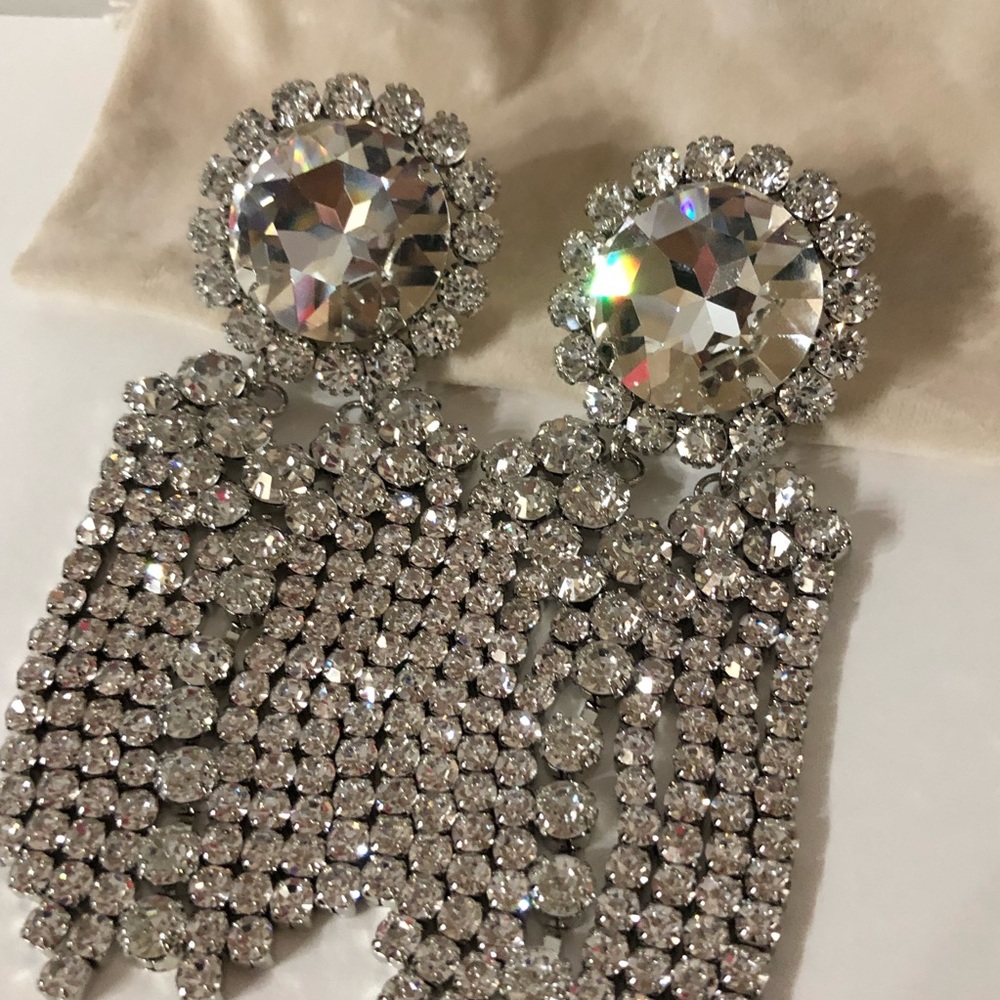 Alessandra rich silver chandelier clip on earrings - Picture 4 of 8